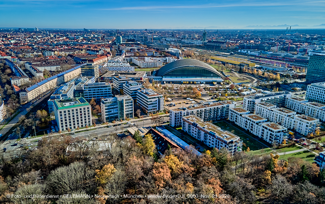 21.11.2020 - Hirschgarten mit Paketposthalle in München